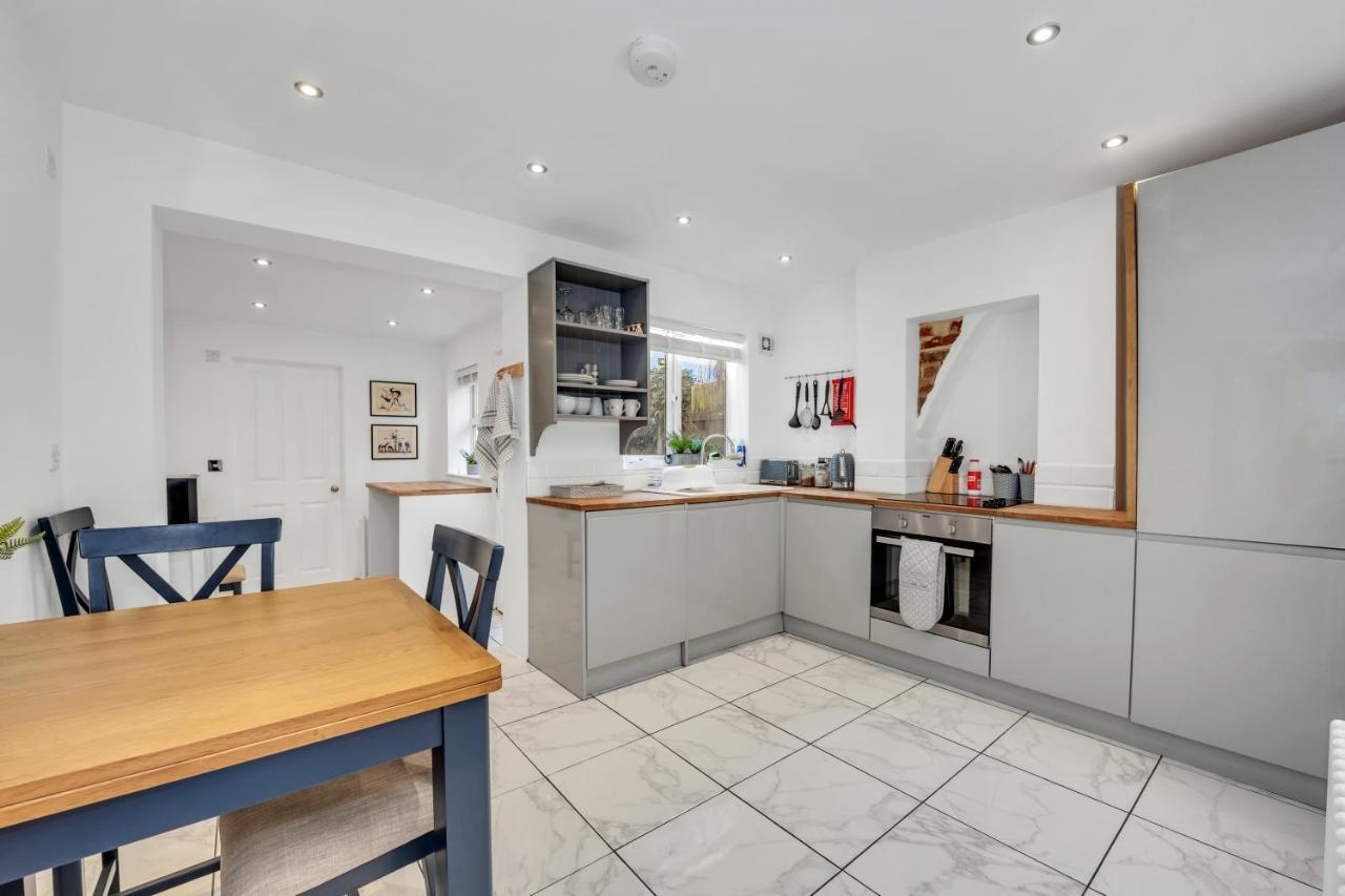 42 Church Row - 2 Beds And 2 Bathrooms Bury St. Edmunds