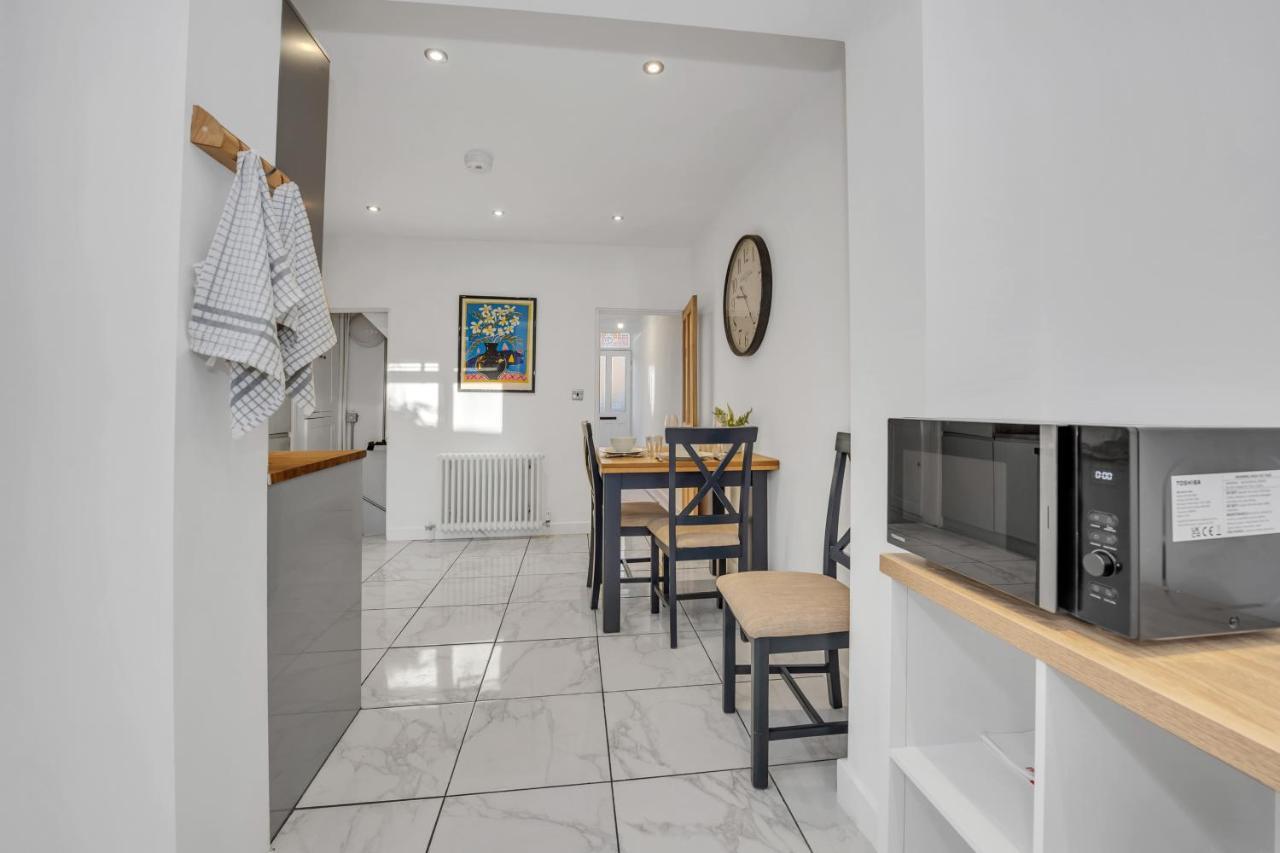 Holiday home 42 Church Row - 2 Beds And 2 Bathrooms *